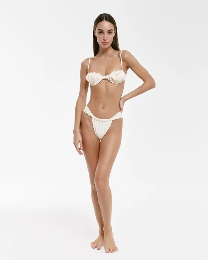 MARGOTT Short